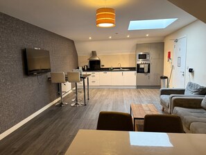 Interior - Modern Egham Apartment for Six (London)