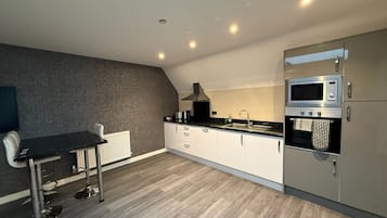 Fridge, microwave, oven, dishwasher