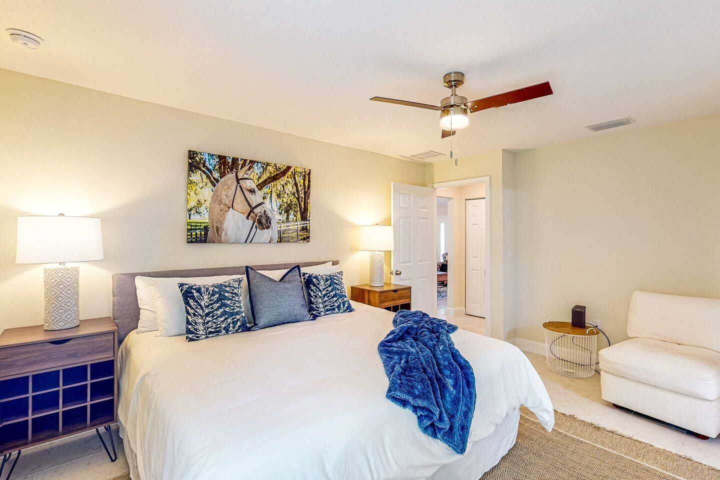 3 bedrooms, iron/ironing board, WiFi, bed sheets