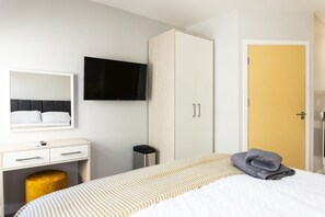 Unclassified image, 5 of 7, button - Relaxing Retreat in Cheltenham (Cheltenham)