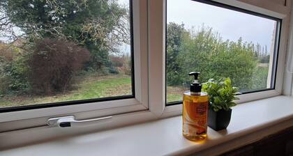 Comfy 1 bed in the idyllic village of Hemingford Grey