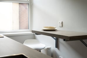 Unclassified image, 4 of 14, button - Chic Studio in Cheltenham (Cheltenham)