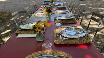 Utendørs bankettområde