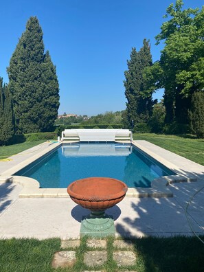 Unclassified image, 3 of 37, button - Bed and Breakfast 'Chambre 'Madeleine'' with Shared Pool, Wi-Fi and Air Conditioning (Verfeil)