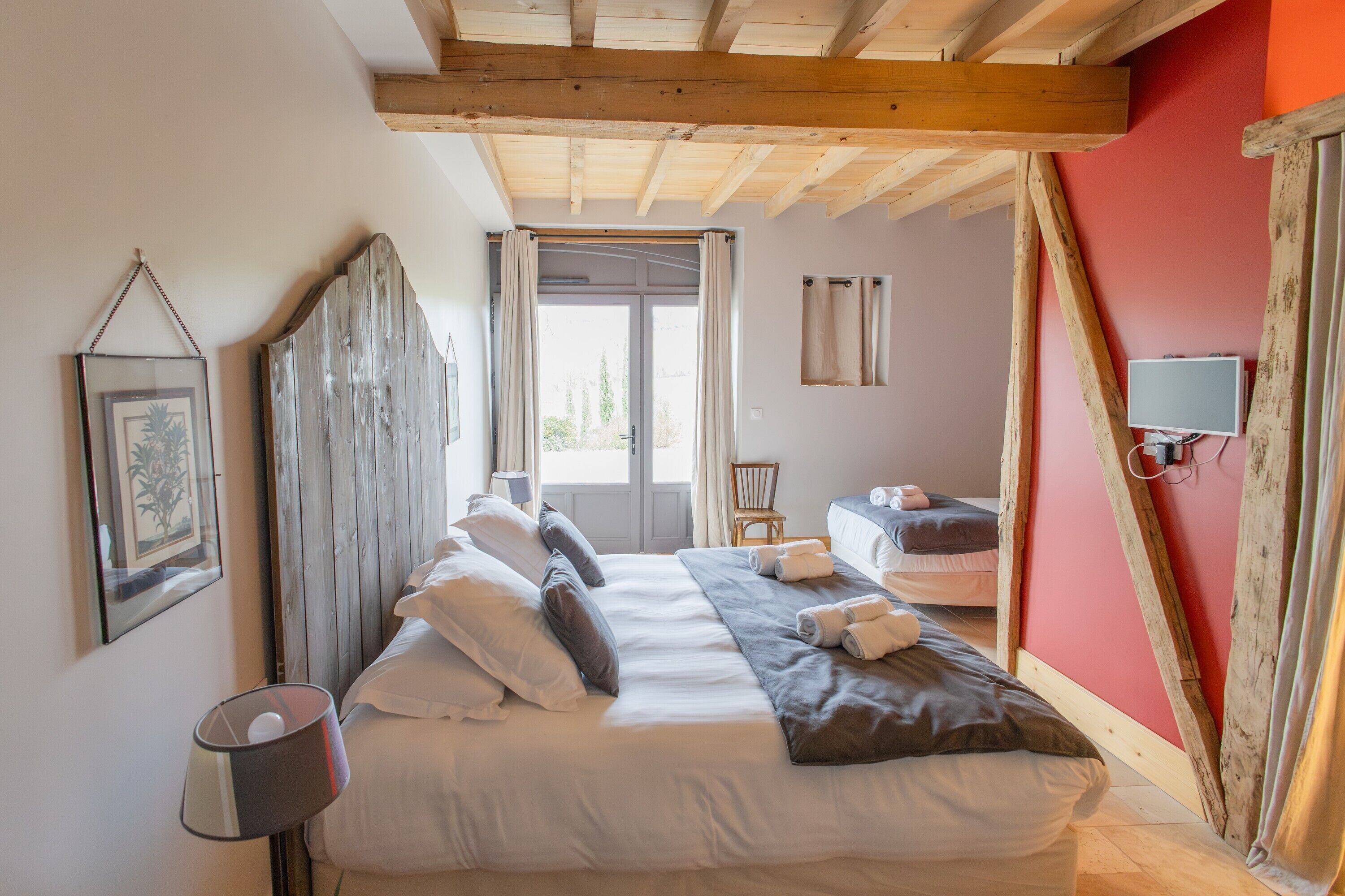 1 soverom, strykejern/-brett, wi-fi og sengetøy