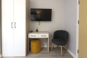 Interior - Relaxing Retreat in Cheltenham (Cheltenham)