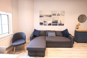 TV - Relaxing Retreat in Cheltenham (Cheltenham)