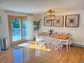 Unclassified image, 2 of 16, button