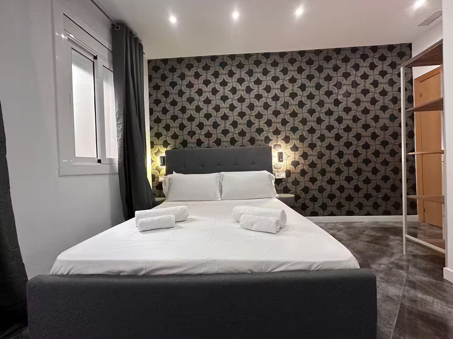 4 soverom, strykejern/-brett, wi-fi og sengetøy