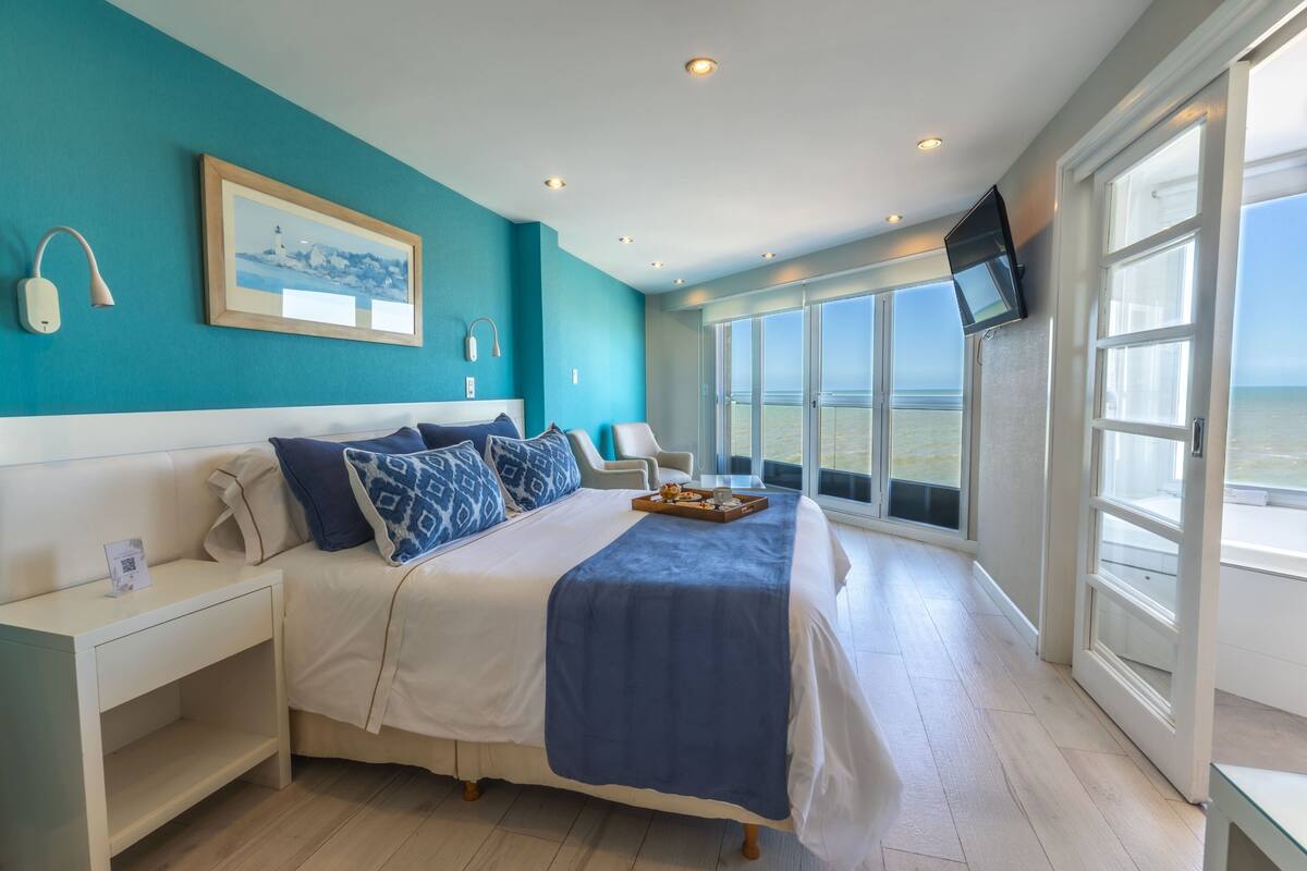 套房, 非吸煙房, 海景 | 客房內保險箱、書桌、免費無線上網