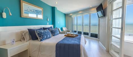 Suite, Bebas Asap Rokok, pemandangan laut | Brankas, meja kerja, dan Wi-Fi gratis