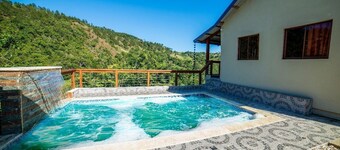 Villa Azul in Jarabacoa, a mountain refuge, next to the Yaque River.