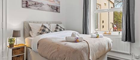 6 chambres, fer et planche Ă repasser, accĂšs Internet, draps fournis