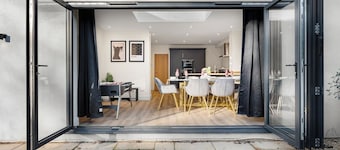 The Bath Cotswolds Rural Retreat - Sleeps 14