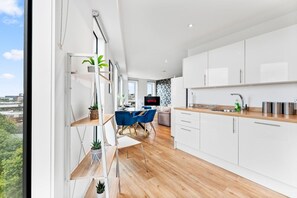 Interior - Stylish Manchester Penthouse - Parking- Gym (Manchester)