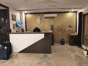 House | Reception - Collection O Agra Kalindi Vihar (Etmadpur)