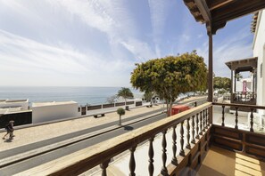 Property grounds - Villa Santa Rosa La Peñita by Escape Home (Puerto del Carmen)