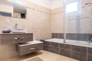 Hair dryer - La Terrazza sul Thiou - 2 bedrooms - terrace - clo (Annecy)