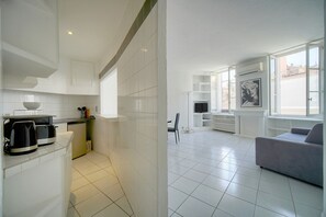 House - Charmant 2 Pieces Proche Forville A1b269 (Cannes)