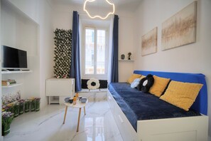 Interior - Charmant Studio Hypercentre A0b211 (Cannes)