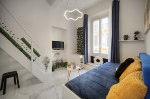 House - Charmant Studio Hypercentre A0b211 (Cannes)
