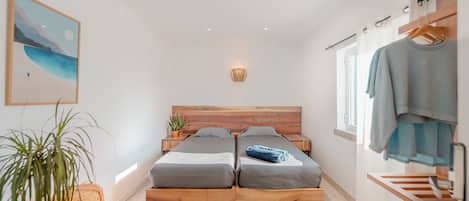 Comfort Double Room | Free WiFi, bed sheets