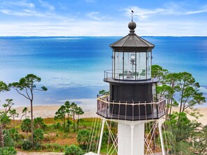 Unclassified image, 5 of 23, button