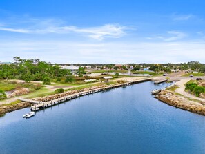 Unclassified image, 2 of 23, button