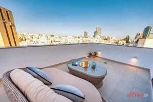 Family Room with Terrace | Property grounds