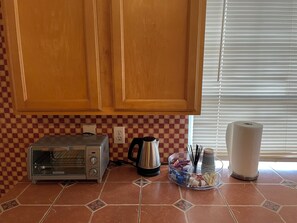 Unclassified image, 5 of 25, button