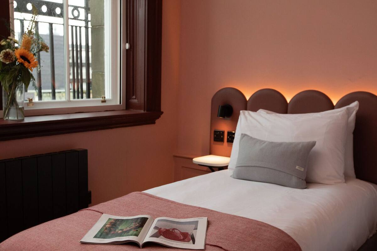 Single Room, City View | In-room safe, desk, laptop workspace, WiFi (free)
