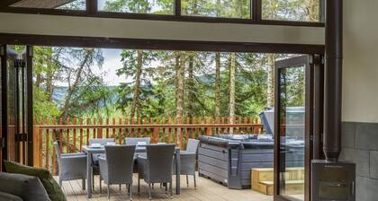 Glentress Forest White Willow Premium Valley View