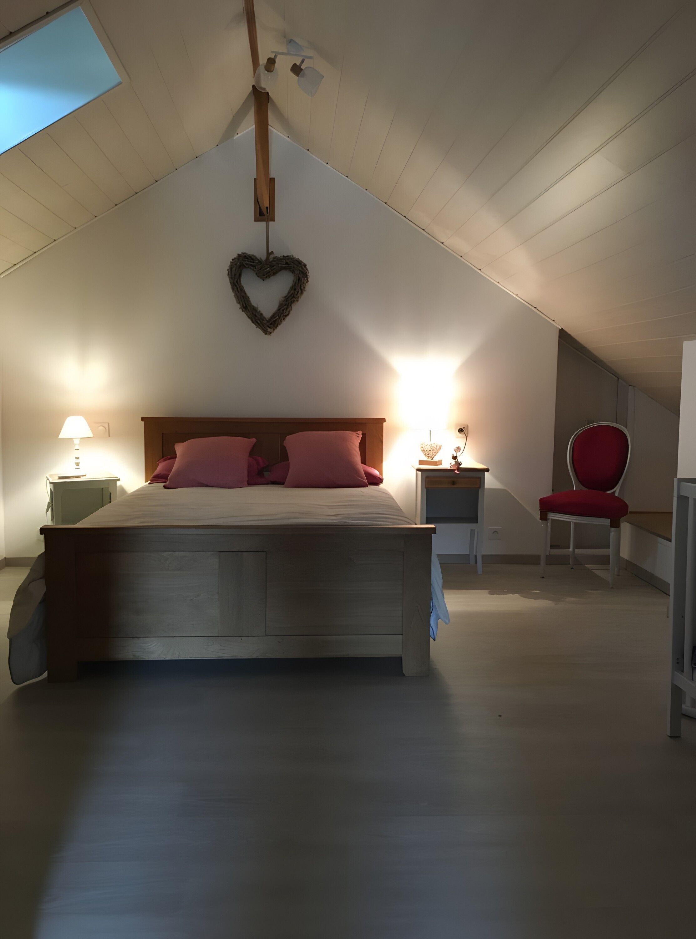 2 soverom, strykejern/-brett, wi-fi og sengetøy