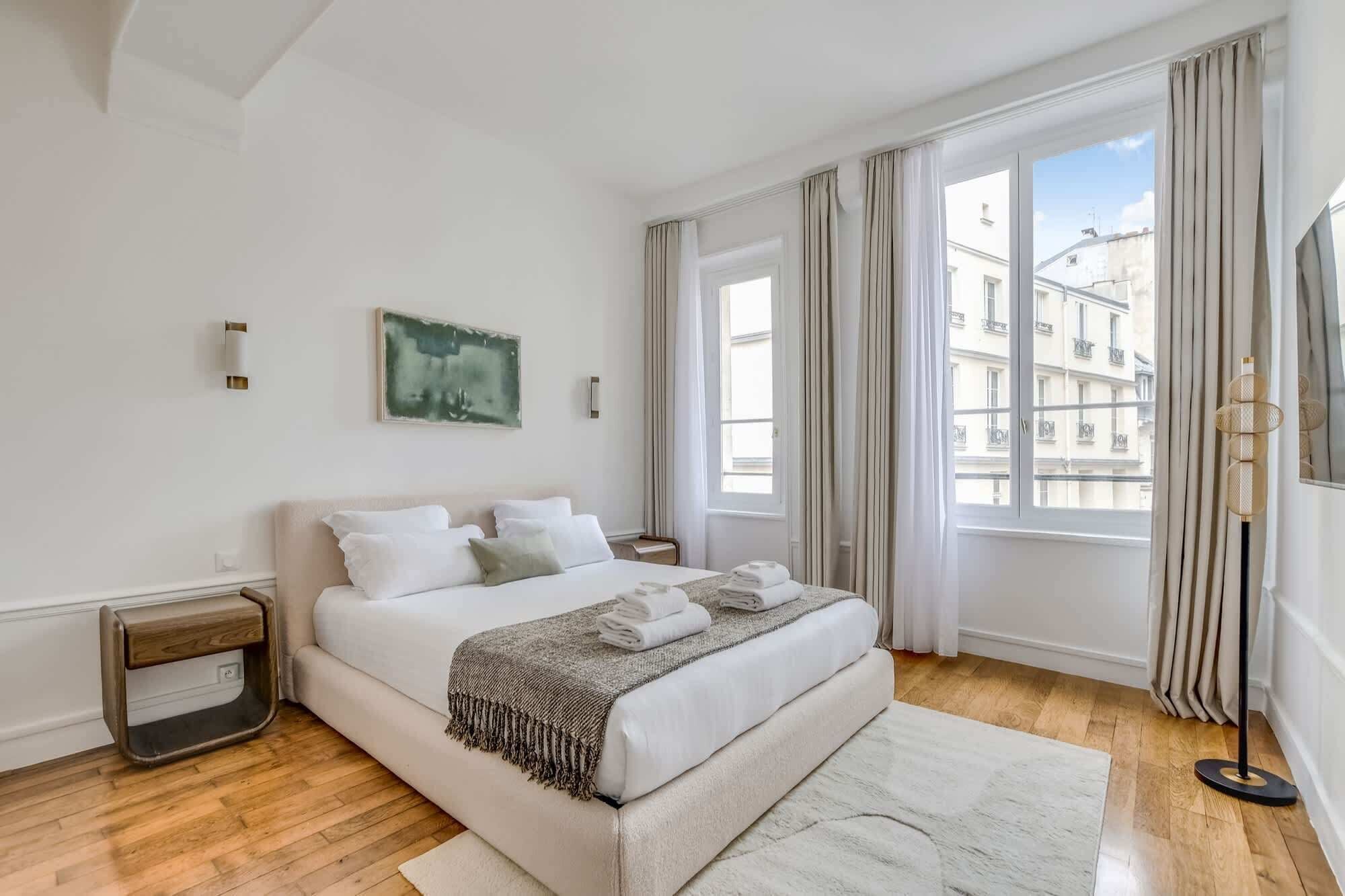 2 bedrooms, iron/ironing board, WiFi, bed sheets