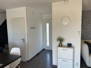 Interior - Mediterranean getaway: spacious house with pool, close to beaches (Port-la-Nouvelle)