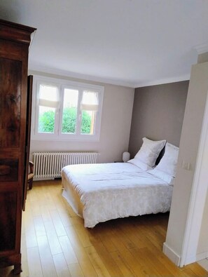 2 Schlafzimmer, Bügeleisen/Bügelbrett, WLAN, Bettwäsche