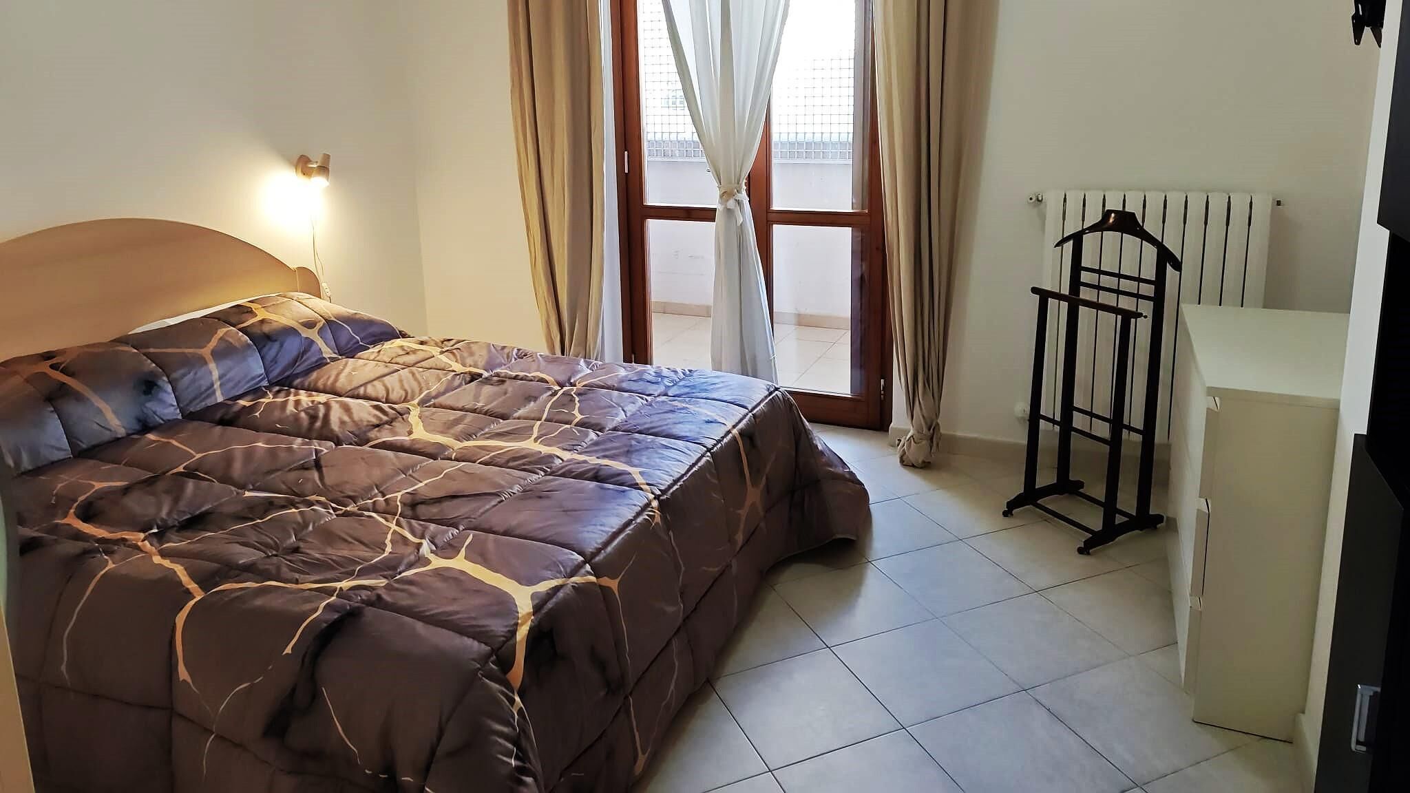 1 habitación, internet y ropa de cama 