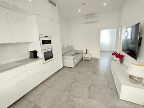 Interior - Apartment 'Arena Suite Fuengirola' with Wi-Fi and Air Conditioning (Fuengirola)