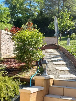 Unclassified image, 4 of 34, button - Gîte 'La Marceline' with Pool and Private Terrace in Aubas, Dordogne (Aubas)