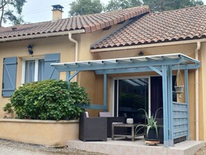 Unclassified image, 5 of 34, button - Gîte 'La Marceline' with Pool and Private Terrace in Aubas, Dordogne (Aubas)