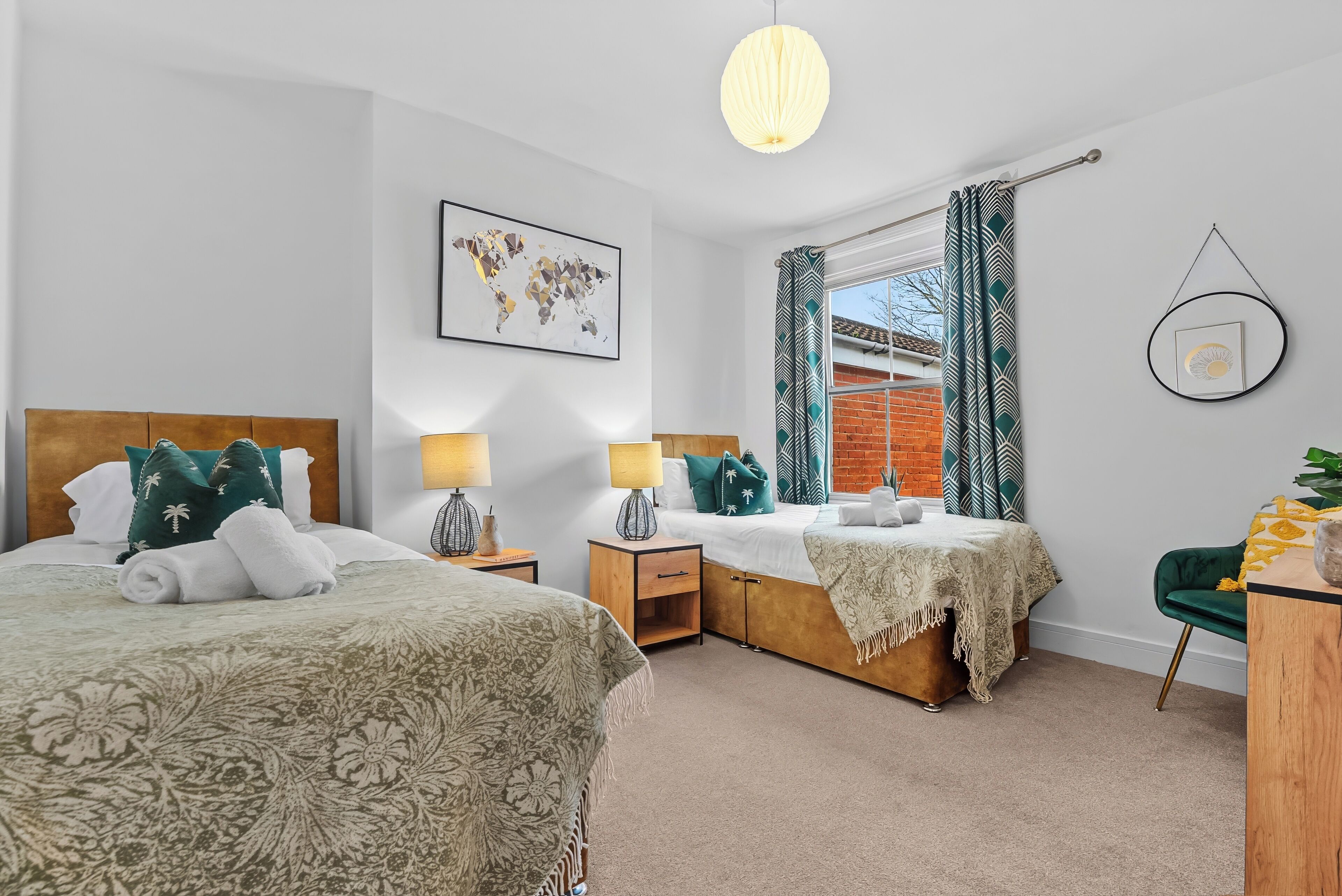 4 bedrooms, iron/ironing board, free WiFi, bed sheets