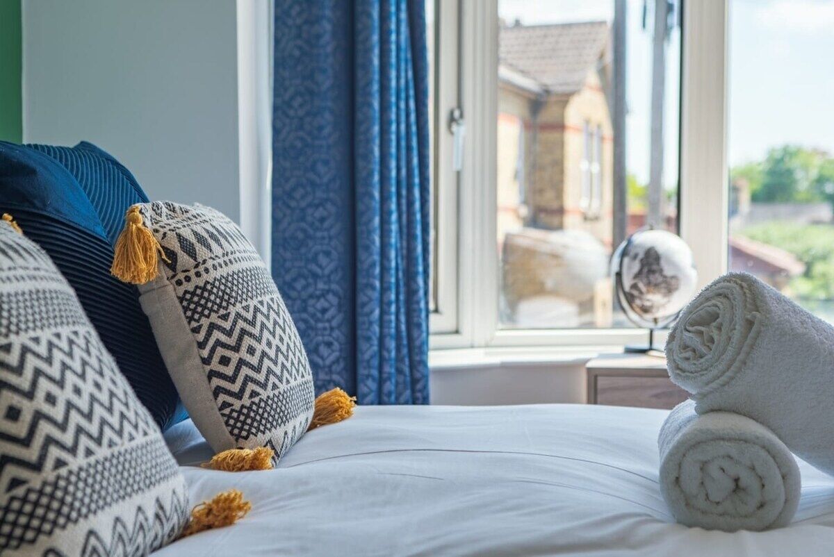 3 bedrooms, iron/ironing board, free WiFi, bed sheets