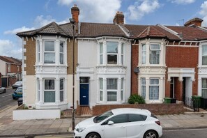 Exterior - Cosy &Stunning 5BR House Great for Groups Southsea (Portsmouth)