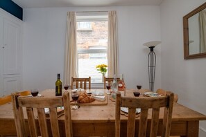 Dining - Cosy &Stunning 5BR House Great for Groups Southsea (Portsmouth)