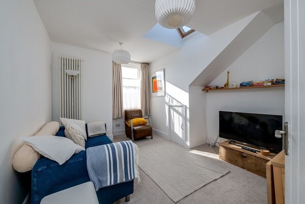 Luokittelematon kuva, 1 kautta 34, painike