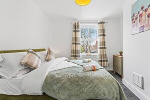 3 Schlafzimmer, Bügeleisen/Bügelbrett, Internetzugang, Bettwäsche