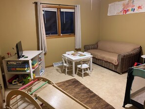 Unclassified image, 4 of 6, button