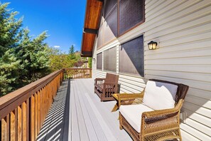 Luokittelematon kuva, 4 kautta 36, painike