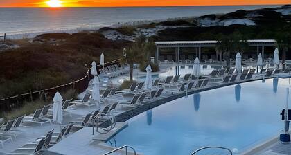 Closest Condo to Beach Club, Partial Gulf Views