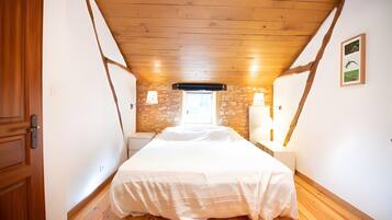 2 chambres, fer et planche Ă repasser, Wi-Fi, draps fournis